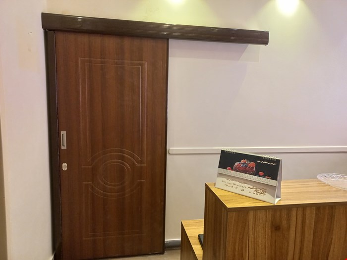 درب چوبی کشویی روکار